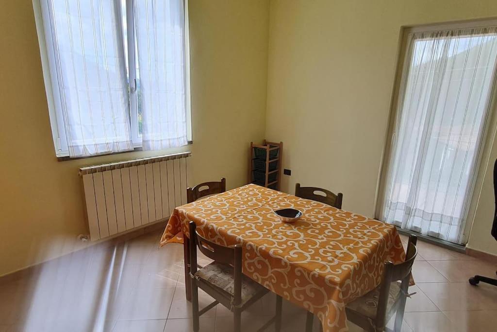 Wayne'S House, A Short Walk To The Waterfalls Bagnone Экстерьер фото