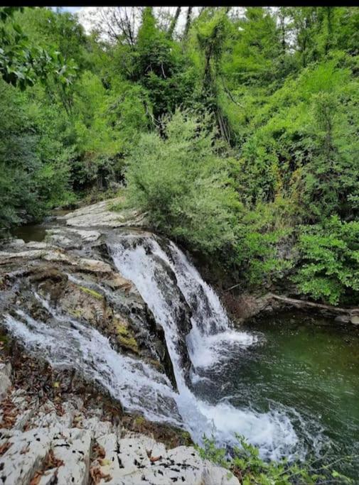 Wayne'S House, A Short Walk To The Waterfalls Bagnone Экстерьер фото