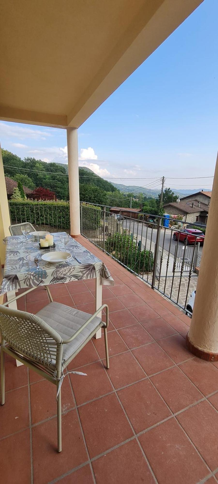 Wayne'S House, A Short Walk To The Waterfalls Bagnone Экстерьер фото